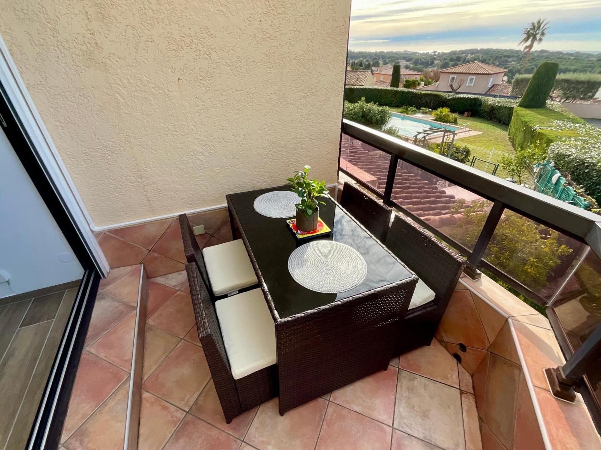 Appartement Sanary Vue Mer Au Calme Екстер'єр фото